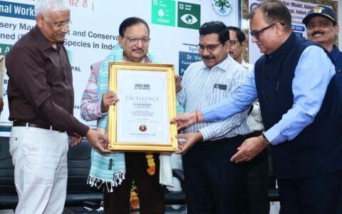 Dr. Vinod Bhandari Honored by World Book of Records for Excellence in Healthcare