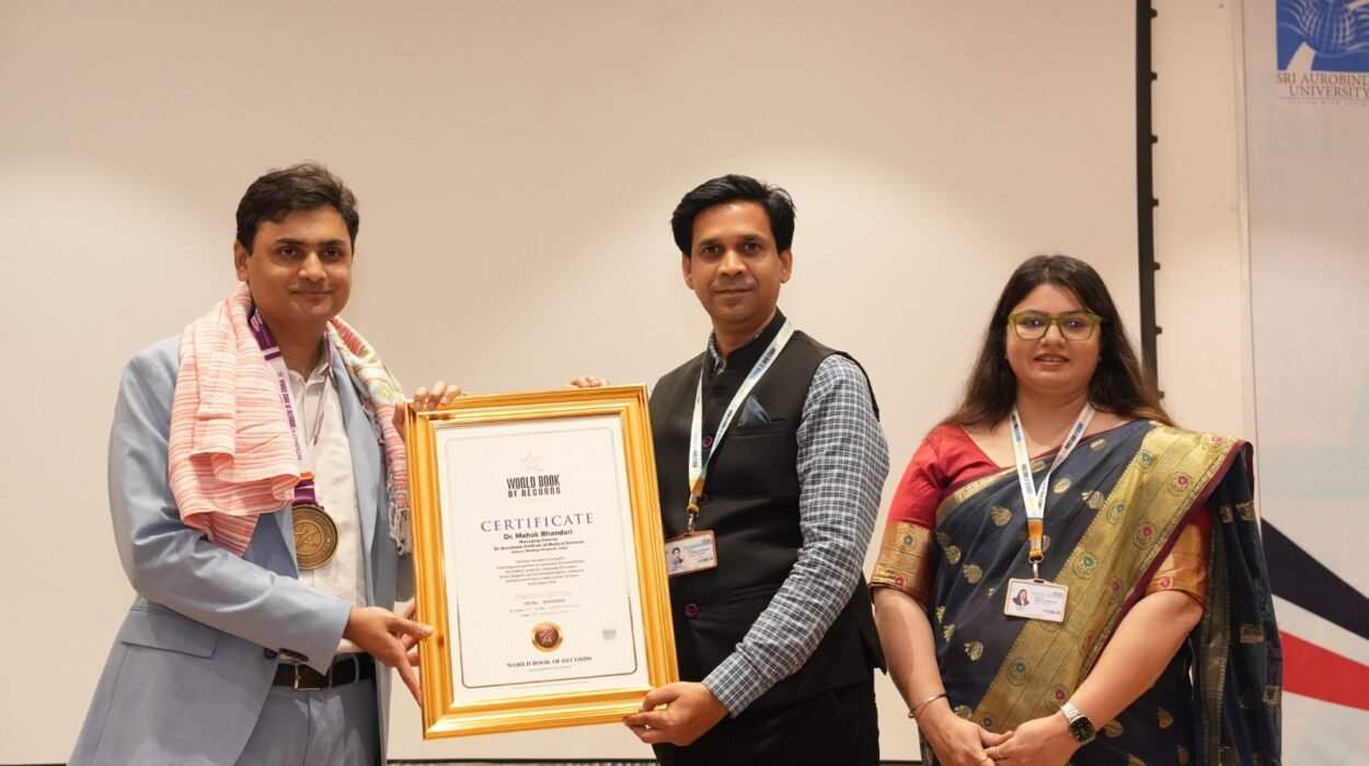 Dr. Mahak Bhandari included in World Book of Records for Transcontinental Tele-Robotic Surgery Milestone
